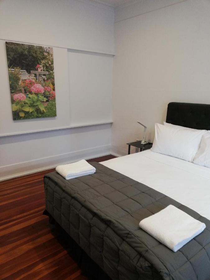 Mill Lodge Hamilton Extérieur photo